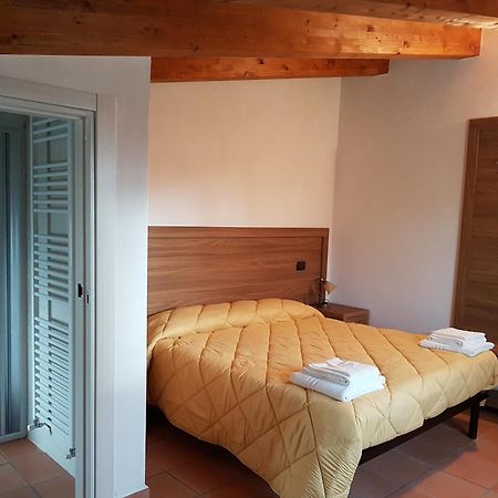 Agriturismo L'Ulivo Падула Екстер'єр фото