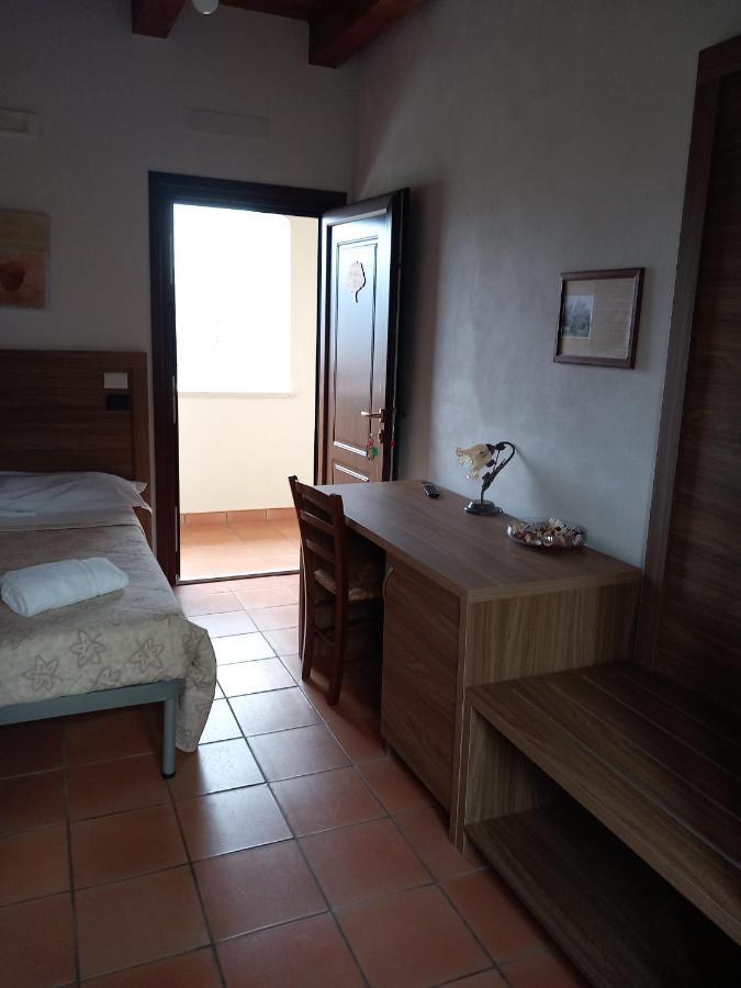 Agriturismo L'Ulivo Падула Екстер'єр фото