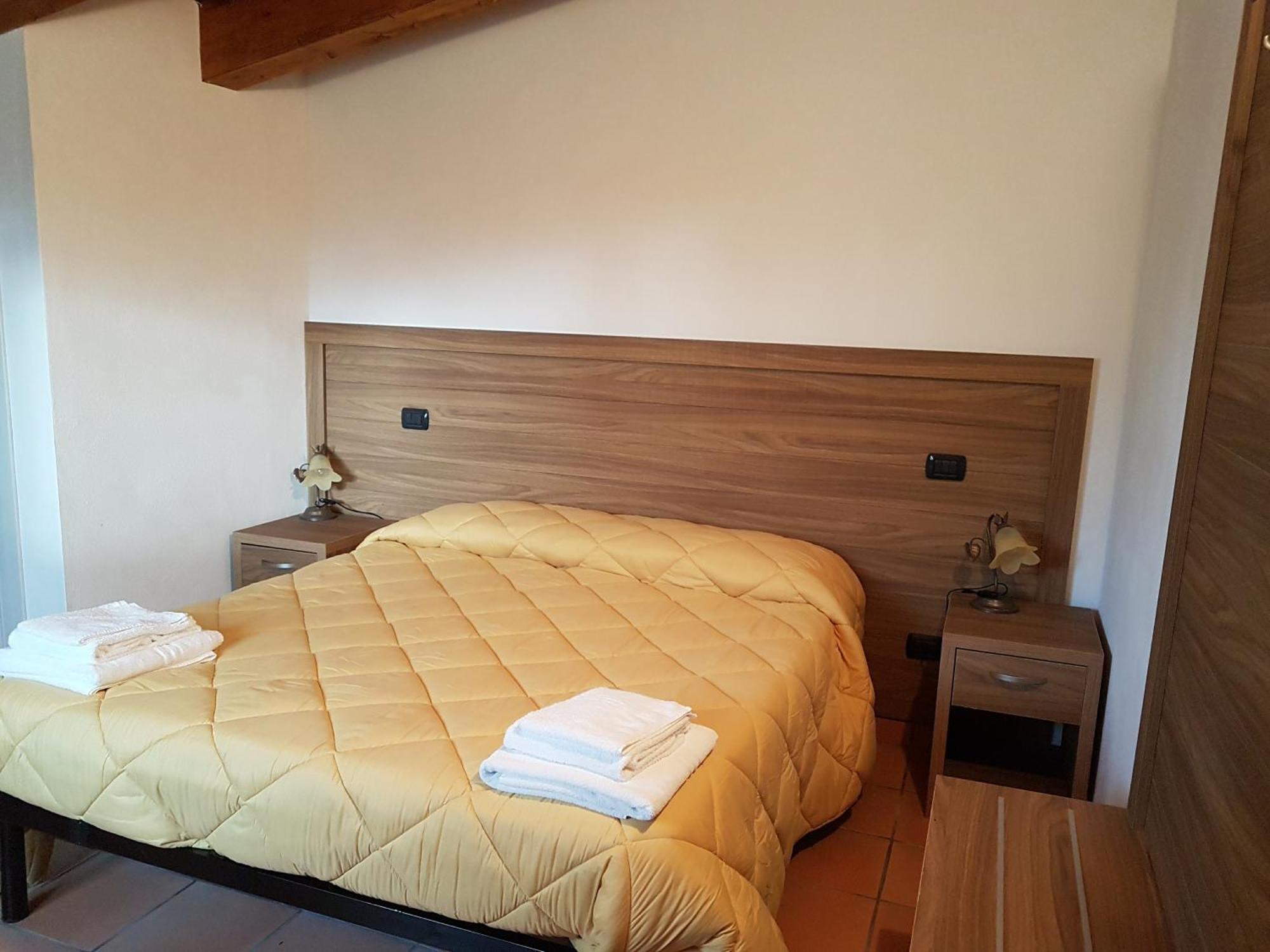 Agriturismo L'Ulivo Падула Екстер'єр фото